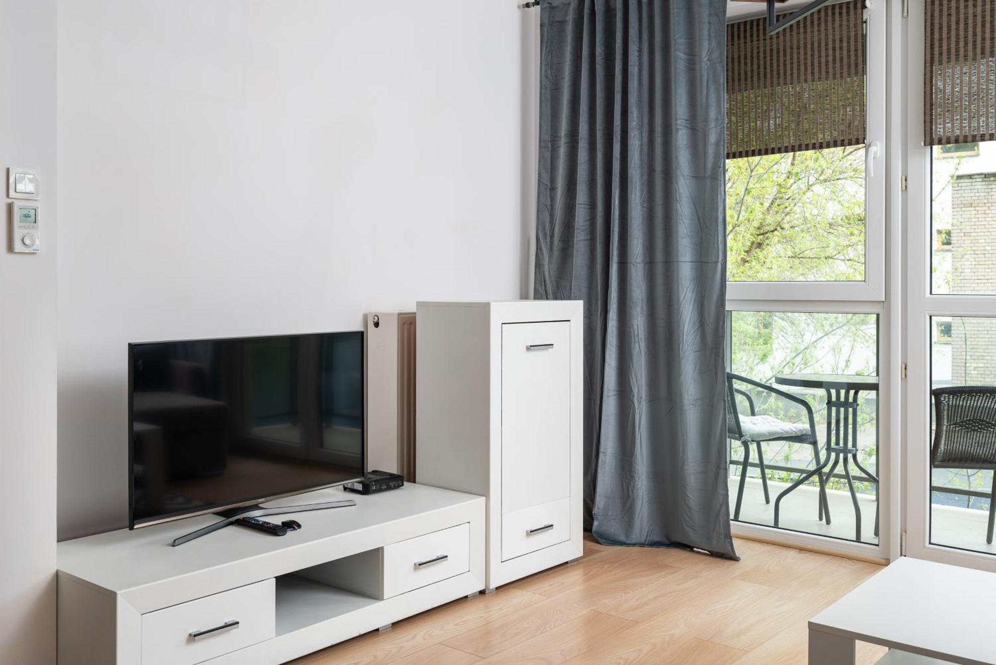 Aleja Krakowska Comfy Apartment 华沙 外观 照片